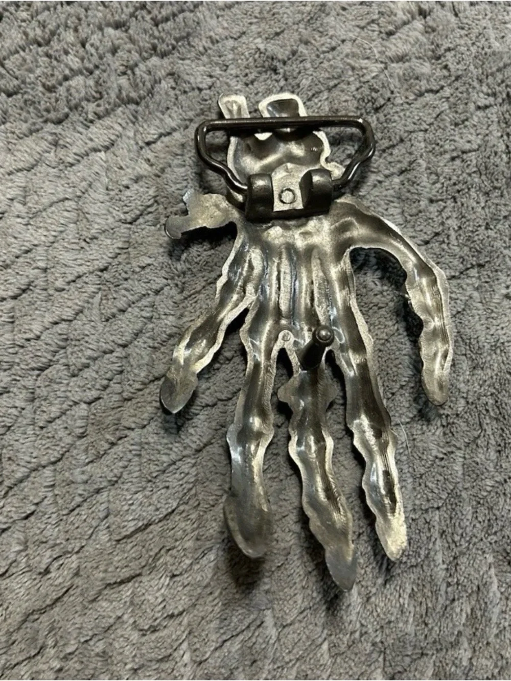 Metallic Skeleton Hand with ring belt buckle - Silver